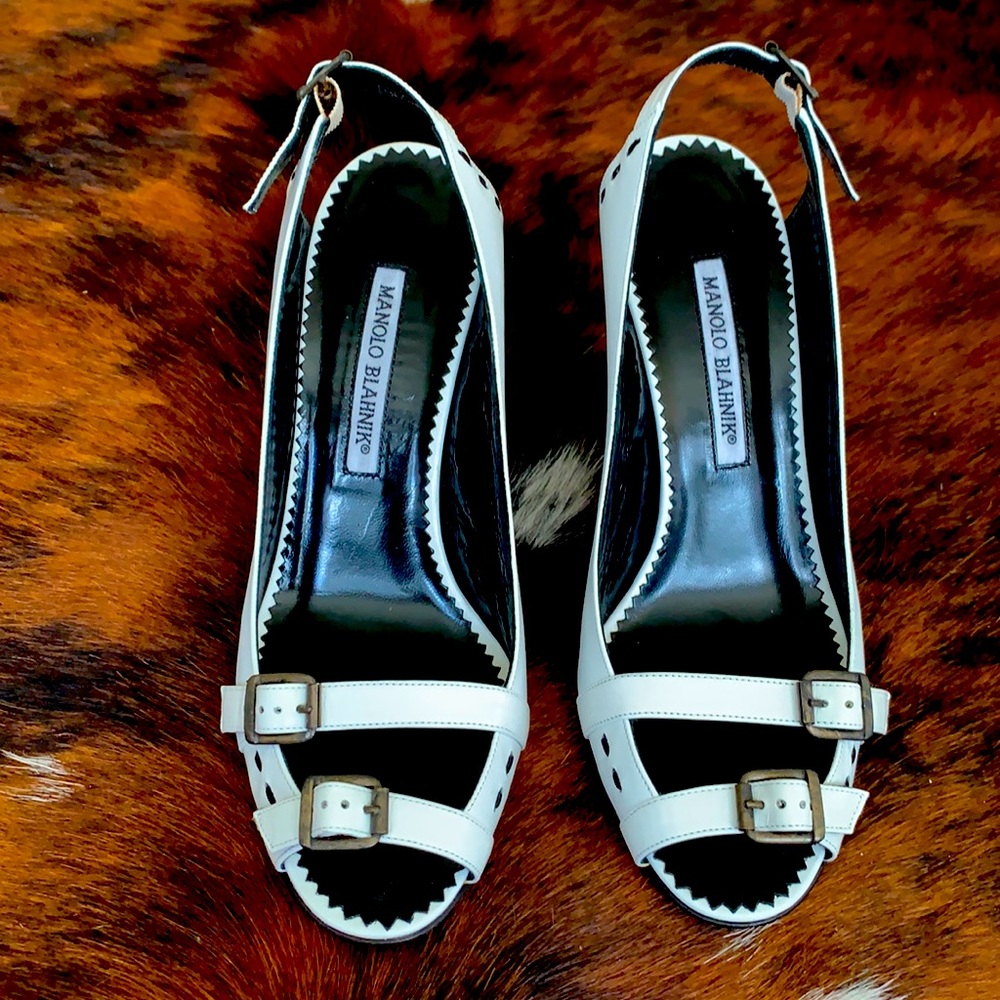 Radically gorgeous Manolo’s